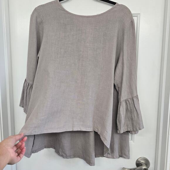 Bryan Walker Women’s Linen Flare Sleeve Blouse Taupe Sz S Minimalist Boho Resort - Picture 4 of 13